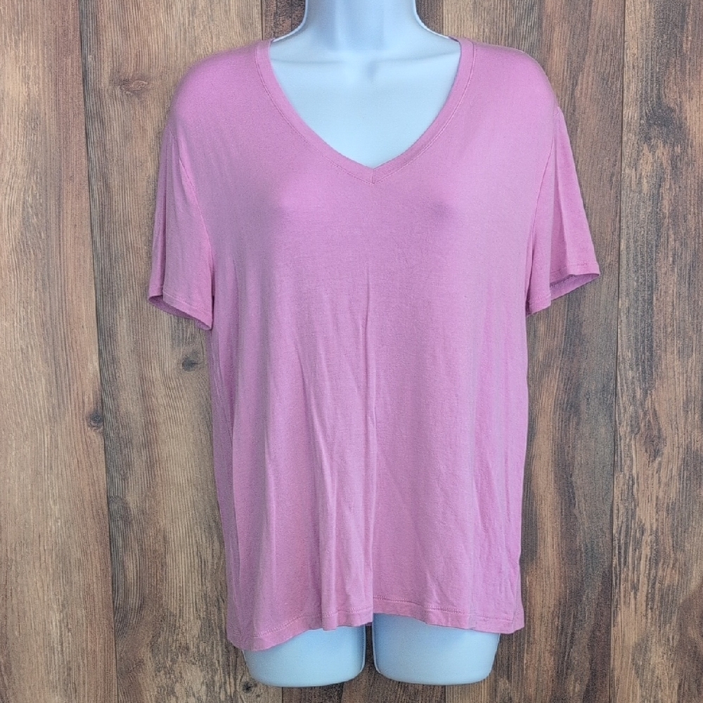 Nine West Soft Pink V-Neck Soft Spun Tee S                         D413